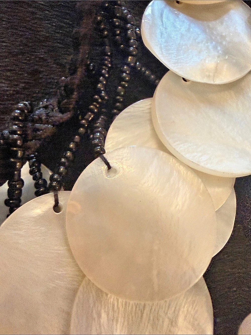 Chico’s Shell Disc Statement Necklace - Picture 3 of 5